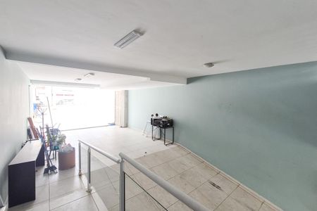 Casa para alugar com 270m², 3 quartos e 6 vagas Casa para alugar com 270m², 3 quartos e 6 vagasGaragem