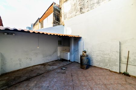 Quintal de casa para alugar com 4 quartos, 100m² em Santa Efigênia, Belo Horizonte