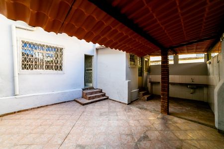 Casa para alugar com 100m², 4 quartos e sem vagaÁrea de Serviço