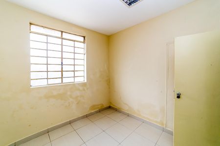 Quarto 2 de casa para alugar com 4 quartos, 100m² em Santa Efigênia, Belo Horizonte