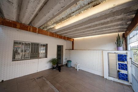 Casa para alugar com 124m², 2 quartos e 1 vaga Casa para alugar com 124m², 2 quartos e 1 vagaÁrea externa