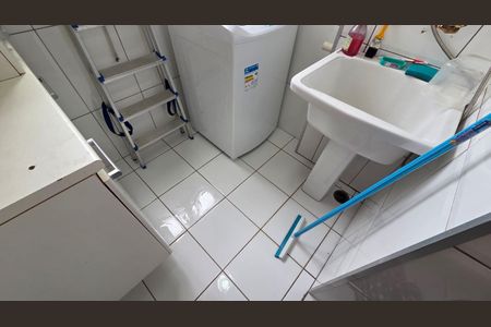 Apartamento à venda com 65m², 2 quartos e 1 vagaÁrea de Serviço