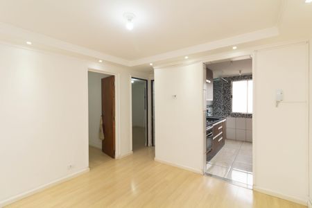 Sala de apartamento para alugar com 2 quartos, 45m² em Guaianases, São Paulo