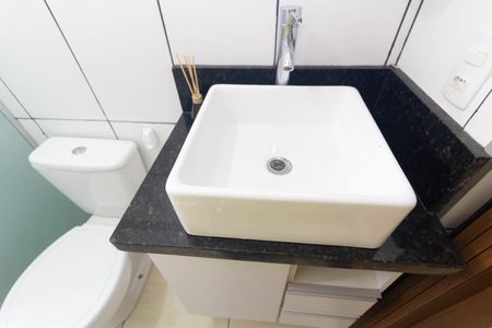 Apartamento para alugar com 45m², 2 quartos e 1 vaga Apartamento para alugar com 45m², 2 quartos e 1 vagaBanheiro
