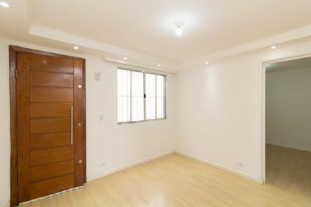 Sala de apartamento para alugar com 2 quartos, 45m² em Guaianases, São Paulo