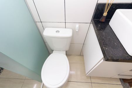 Apartamento para alugar com 45m², 2 quartos e 1 vaga Apartamento para alugar com 45m², 2 quartos e 1 vagaBanheiro