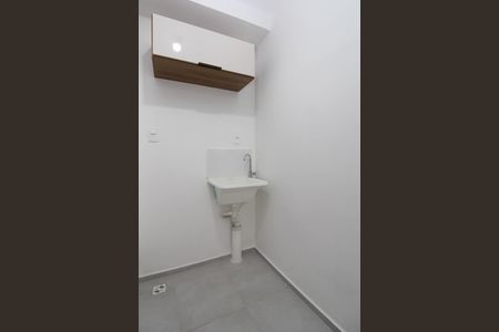 Apartamento para alugar com 38m², 2 quartos e sem vaga Apartamento para alugar com 38m², 2 quartos e sem vagaCozinha e Área de Serviço