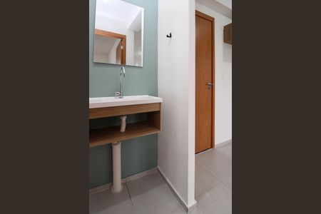 Apartamento para alugar com 38m², 2 quartos e sem vaga Apartamento para alugar com 38m², 2 quartos e sem vagaBanheiro
