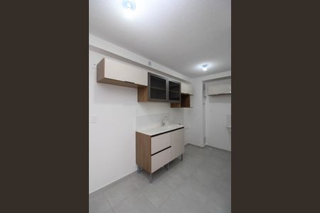 Apartamento para alugar com 38m², 2 quartos e sem vaga Apartamento para alugar com 38m², 2 quartos e sem vagaCozinha e Área de Serviço
