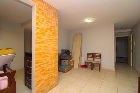 Apartamento à venda com 75m², 2 quartos e 2 vagas Apartamento à venda com 75m², 2 quartos e 2 vagasSala