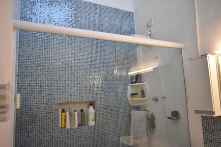 Casa à venda com 130m², 2 quartos e 1 vagaBanheiro Social