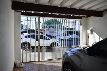 Garagem de casa à venda com 2 quartos, 130m² em Parque Imperial, São Paulo