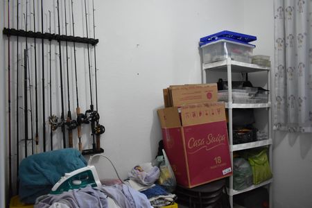 Quarto de Serviço de casa à venda com 2 quartos, 130m² em Parque Imperial, São Paulo