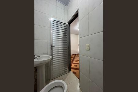 Casa para alugar com 50m², 1 quarto e sem vaga Casa para alugar com 50m², 1 quarto e sem vagaBanheiro