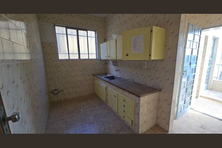 Cozinha de casa para alugar com 5 quartos, 210m² em Santa Ines, Belo Horizonte