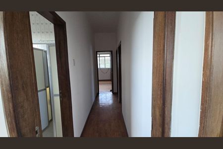 Casa para alugar com 210m², 5 quartos e 1 vaga