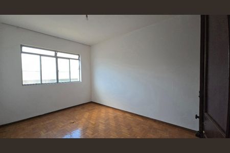 Casa para alugar com 210m², 5 quartos e 1 vaga Casa para alugar com 210m², 5 quartos e 1 vagaQuarto