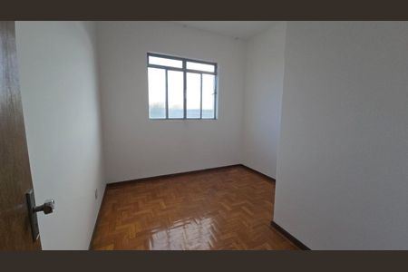 Casa para alugar com 210m², 5 quartos e 1 vaga