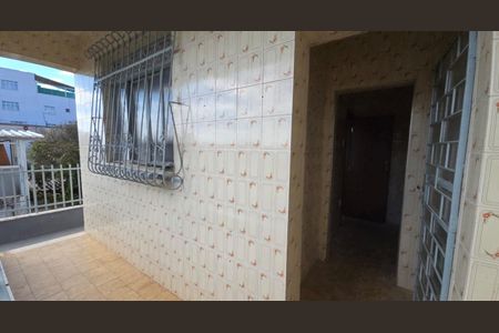 Casa para alugar com 210m², 5 quartos e 1 vaga
