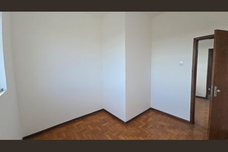 Casa para alugar com 210m², 5 quartos e 1 vaga