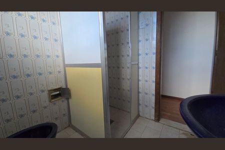 Casa para alugar com 210m², 5 quartos e 1 vaga