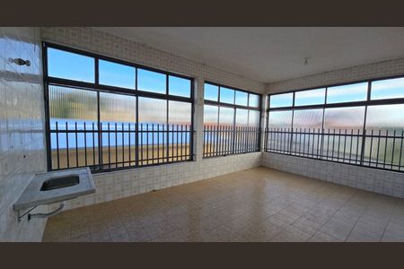 Sala de casa para alugar com 5 quartos, 210m² em Santa Ines, Belo Horizonte