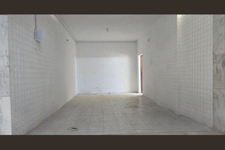 Casa para alugar com 210m², 5 quartos e 1 vaga