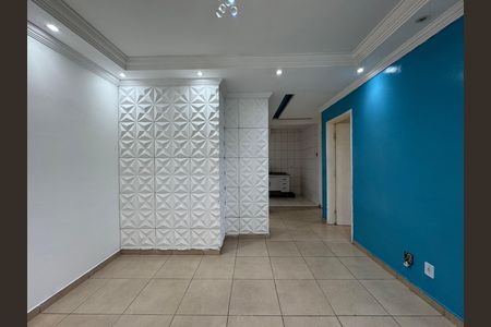 Sala de apartamento à venda com 2 quartos, 60m² em Metalúrgicos, Osasco