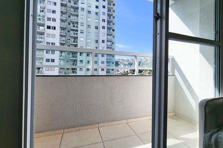 Varanda  de apartamento à venda com 2 quartos, 50m² em Santo Cristo, Rio de Janeiro