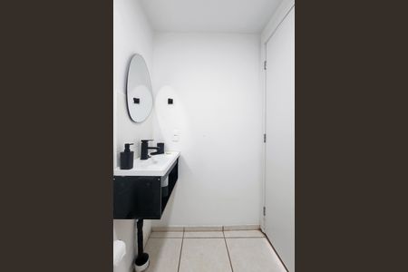 Apartamento à venda com 50m², 2 quartos e sem vaga Apartamento à venda com 50m², 2 quartos e sem vagaBanheiro