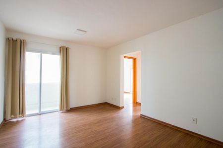 Sala de apartamento para alugar com 2 quartos, 64m² em Jardim Bela Vista, Santo André