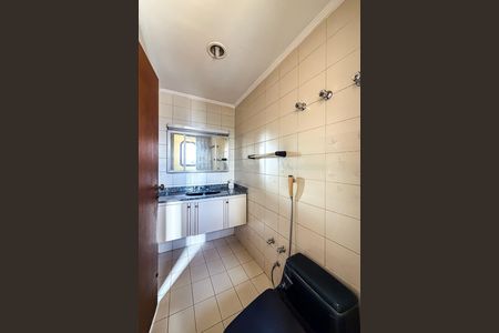Apartamento para alugar com 395m², 4 quartos e 3 vagas Apartamento para alugar com 395m², 4 quartos e 3 vagasBanheiro da Suíte 4
