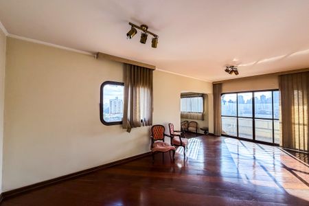 Apartamento para alugar com 395m², 4 quartos e 3 vagas Apartamento para alugar com 395m², 4 quartos e 3 vagasSala