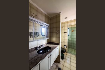 Apartamento para alugar com 395m², 4 quartos e 3 vagas Apartamento para alugar com 395m², 4 quartos e 3 vagasBanheiro da Suíte 3