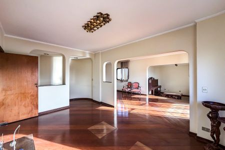 Apartamento para alugar com 395m², 4 quartos e 3 vagas Apartamento para alugar com 395m², 4 quartos e 3 vagasSala de Jantar