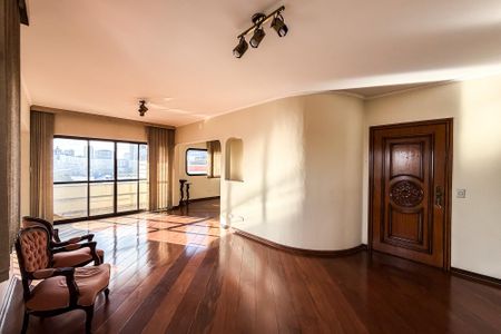 Apartamento para alugar com 395m², 4 quartos e 3 vagas Apartamento para alugar com 395m², 4 quartos e 3 vagasSala