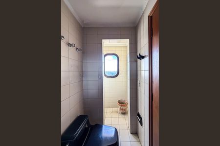 Apartamento para alugar com 395m², 4 quartos e 3 vagas Apartamento para alugar com 395m², 4 quartos e 3 vagasBanheiro da Suíte 4