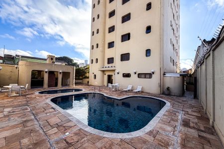 Apartamento para alugar com 395m², 4 quartos e 3 vagas Apartamento para alugar com 395m², 4 quartos e 3 vagasPiscina