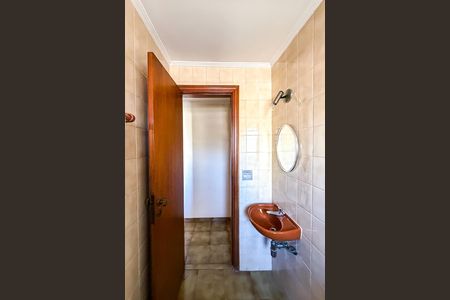 Apartamento para alugar com 395m², 4 quartos e 3 vagas Apartamento para alugar com 395m², 4 quartos e 3 vagasBanheiro de serviço