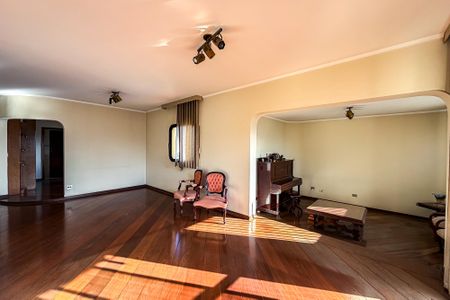 Apartamento para alugar com 395m², 4 quartos e 3 vagas Apartamento para alugar com 395m², 4 quartos e 3 vagasSala