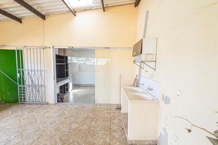 Casa para alugar com 110m², 2 quartos e 1 vaga Casa para alugar com 110m², 2 quartos e 1 vagaArea de serviço