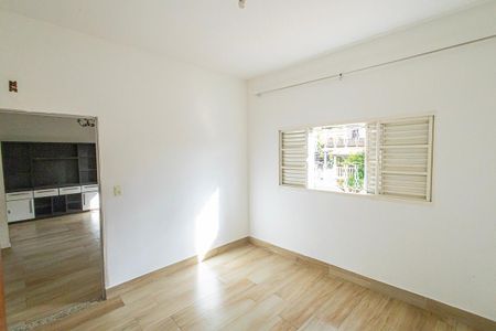 Casa para alugar com 110m², 2 quartos e 1 vaga Casa para alugar com 110m², 2 quartos e 1 vagaQuarto 1