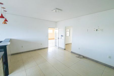 Casa para alugar com 110m², 2 quartos e 1 vaga Casa para alugar com 110m², 2 quartos e 1 vagaSala