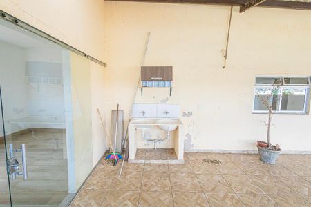 Casa para alugar com 110m², 2 quartos e 1 vaga Casa para alugar com 110m², 2 quartos e 1 vagaArea de serviço