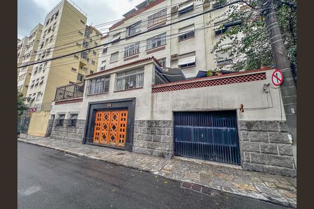 Apartamento para alugar com 150m², 3 quartos e sem vaga