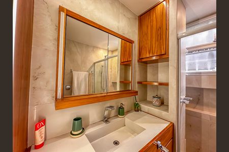Apartamento para alugar com 150m², 3 quartos e sem vaga