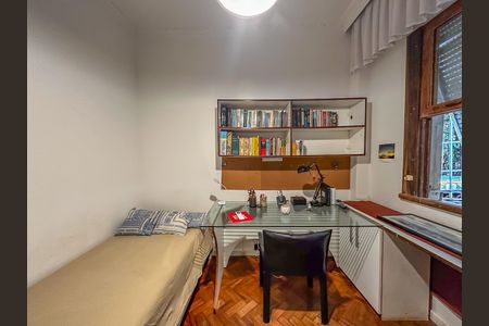 Apartamento para alugar com 150m², 3 quartos e sem vaga