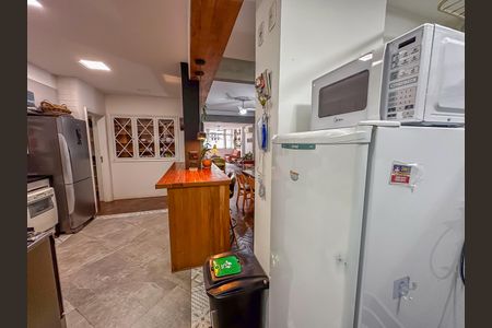 Apartamento para alugar com 150m², 3 quartos e sem vaga