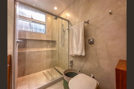 Apartamento para alugar com 150m², 3 quartos e sem vaga