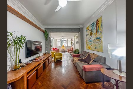 Apartamento para alugar com 150m², 3 quartos e sem vaga